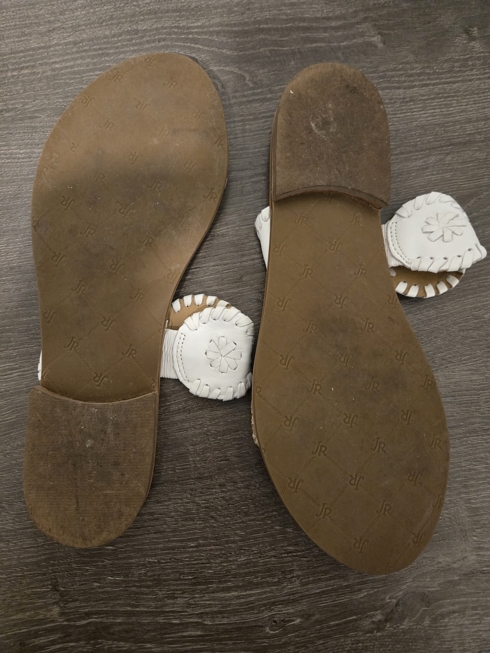 Jack Rogers White and Gold Scalloped Toe-Loop Sandals - Picture 6 of 6